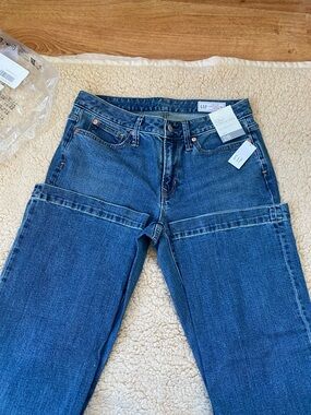 GAP  Long and Lean Curvy Mid-Blue mid Rise Boot cut flareJeans